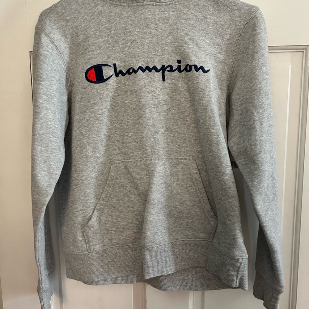 Champion Heather Gray Sweatshirt